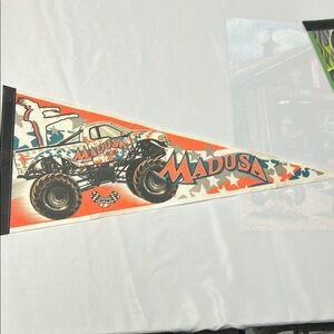 Madusa Monster Truck Pennant